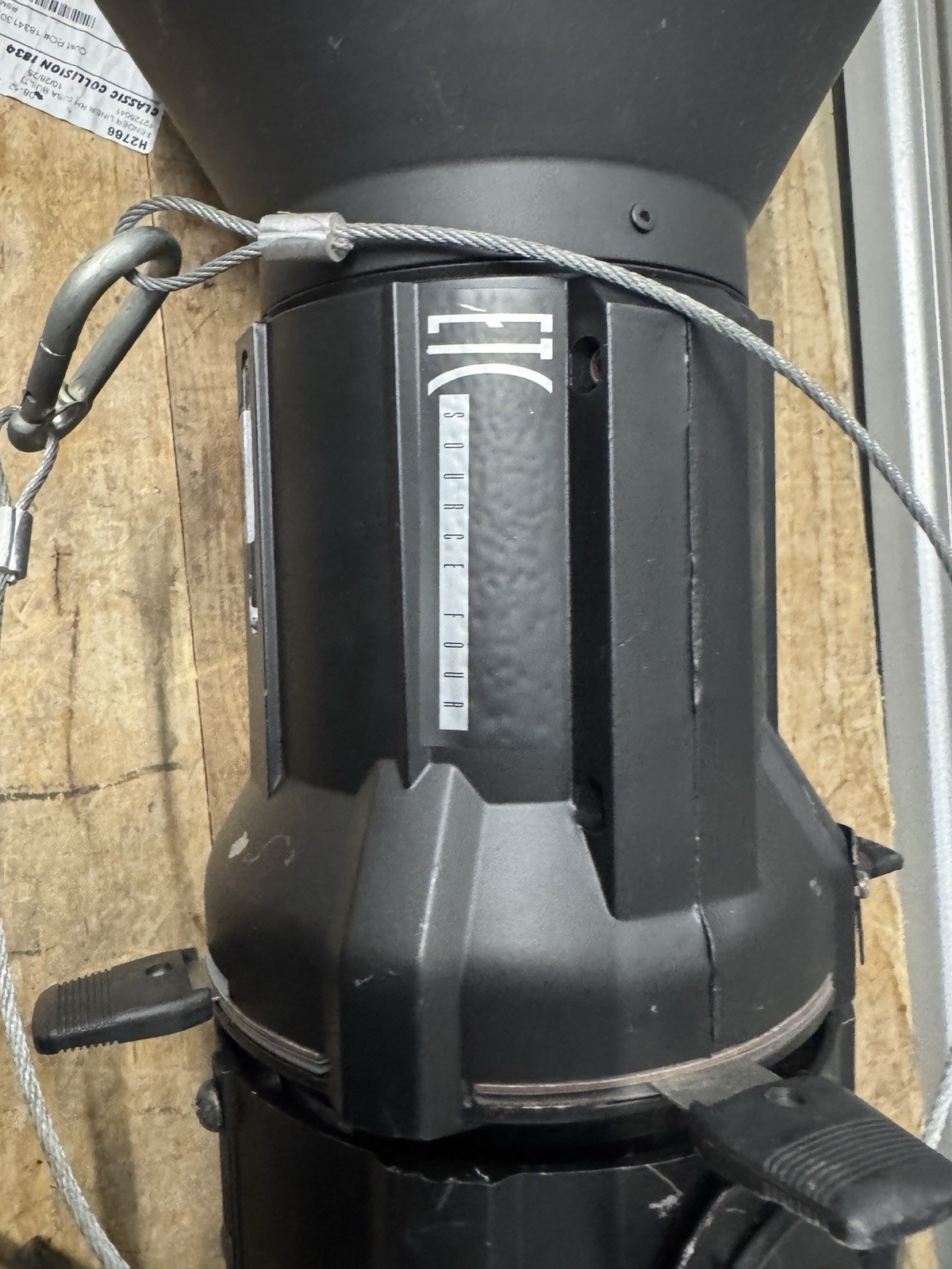 ETC Source Four Ellipsoidal 10° Degree Barrel Lens And Fixture