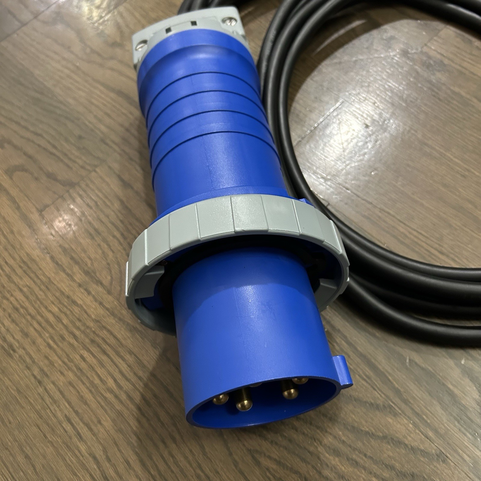 100 Amp Pin Sleeve Cam Lock Feeder 4AWG Cable Adapter 5100P9W 5 Ft MMFFF 100A