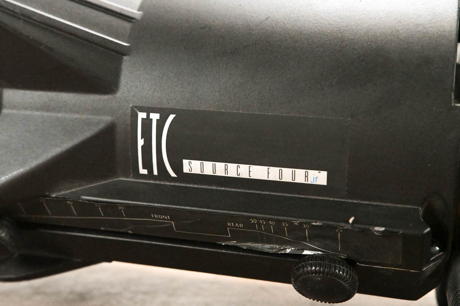 ETC Source Four Jr 25-50 Degree Zoom 575 Ellipsoidal Light CG013FZ