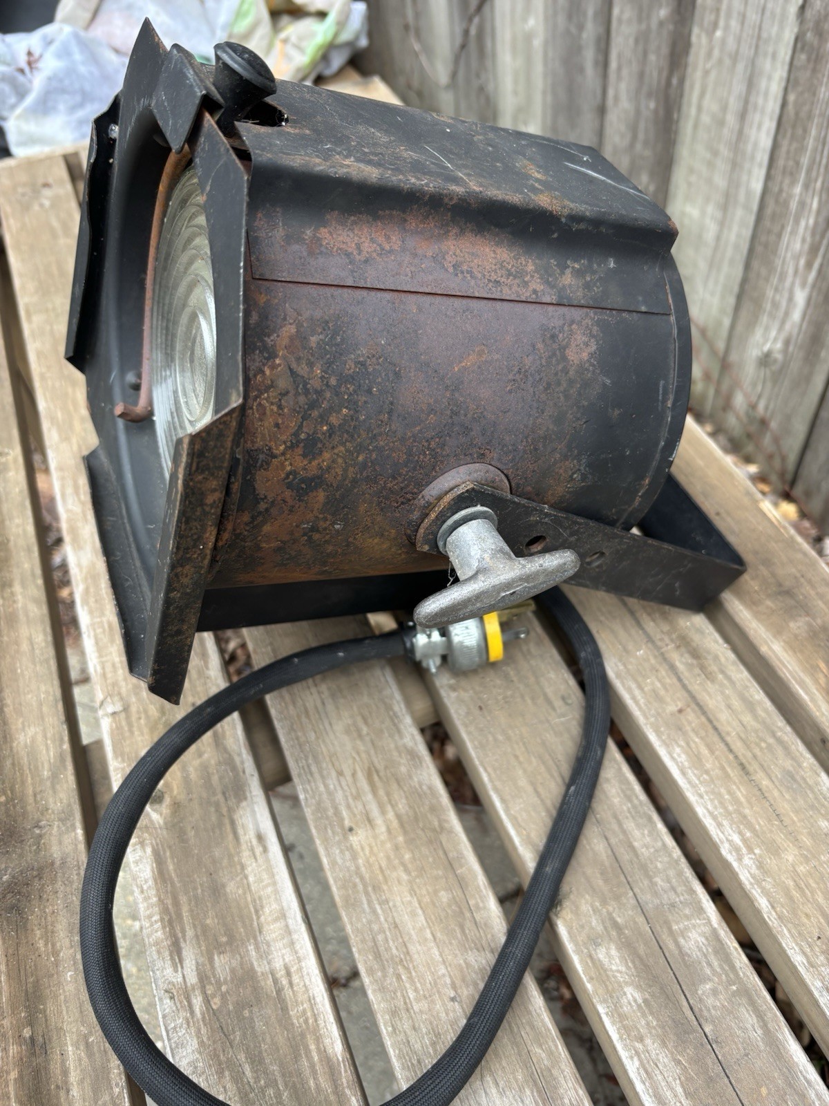 Altman Stage Lighting E-31501 Fixture 3 Prong Plug WORKS