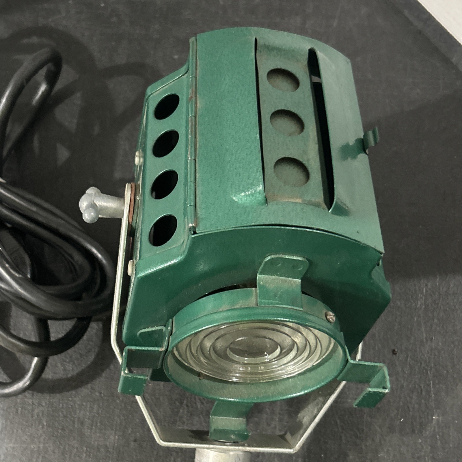 C@@L J G Mcallister Hollywood Calif. Tiny Mac Movie Spotlight M05000 w/Bracket