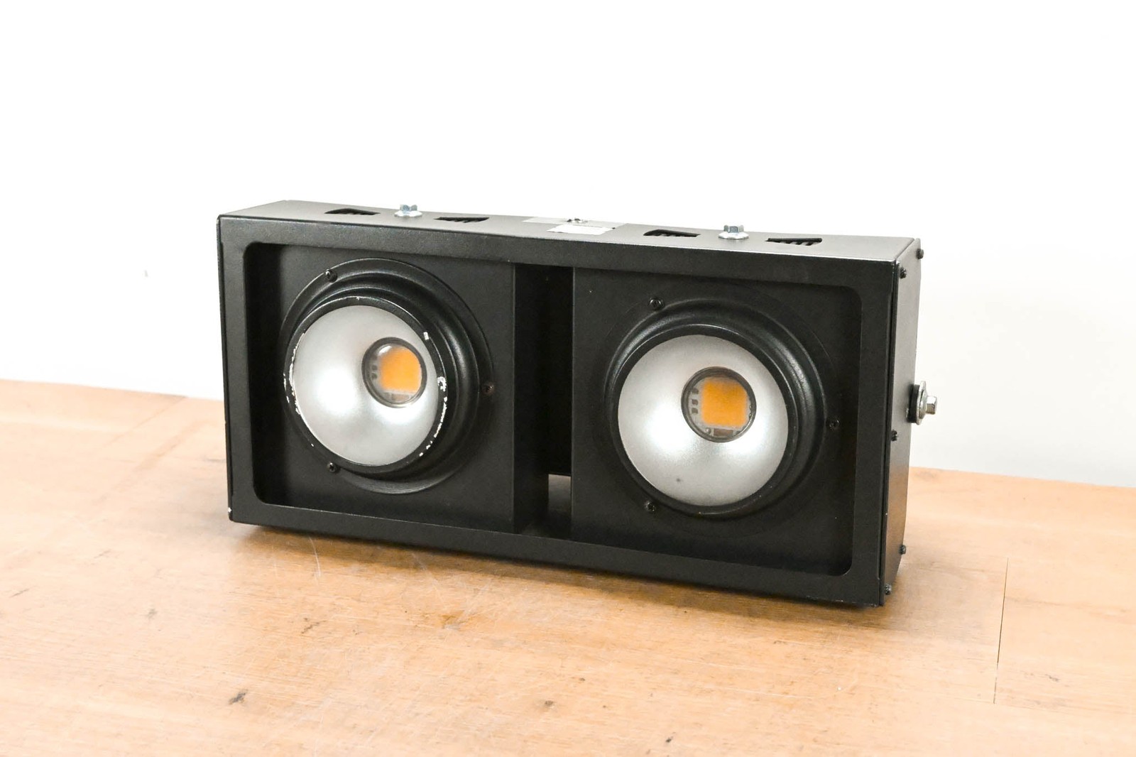 Elation CUEPIX Blinder WW2 2x 100W WW LED Blinder CG0130U
