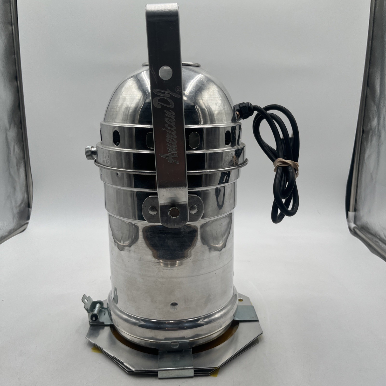 American DJ Model 56 Chrome Stage Light -Aluminum Housing W/ Yellow Light Cover
