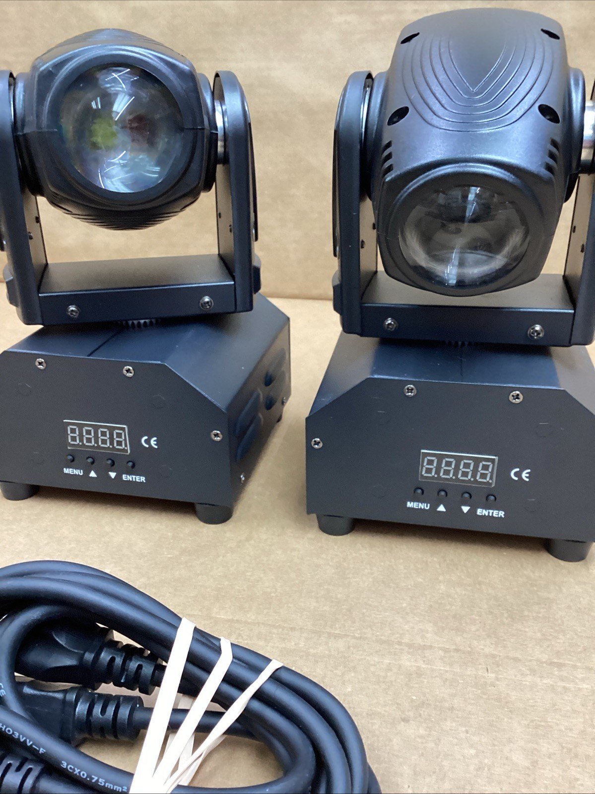 2PCS Mini LED Mini Moving Head Beam Light with DMX AC100-240V 50/60Hz ZQ02040