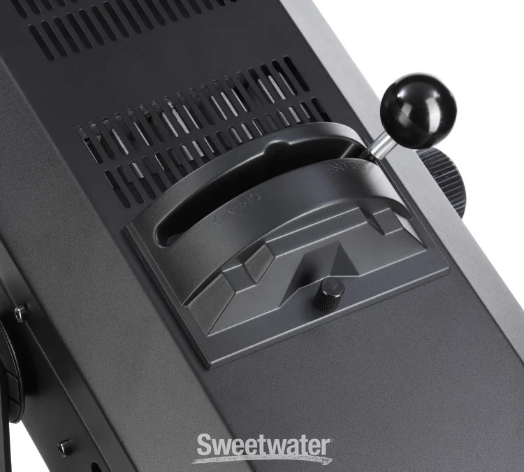 Chauvet DJ Portable LED Followspot 200ST
