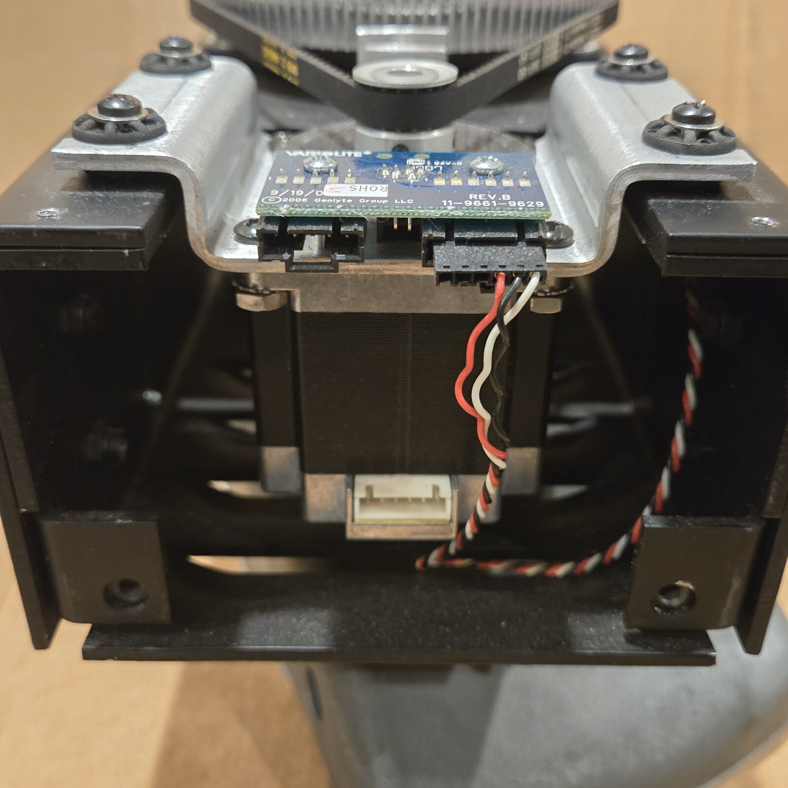 Heavy Duty Varilite VL1000 Motorized Base – 540° Rotation With Harness Vari-Lite