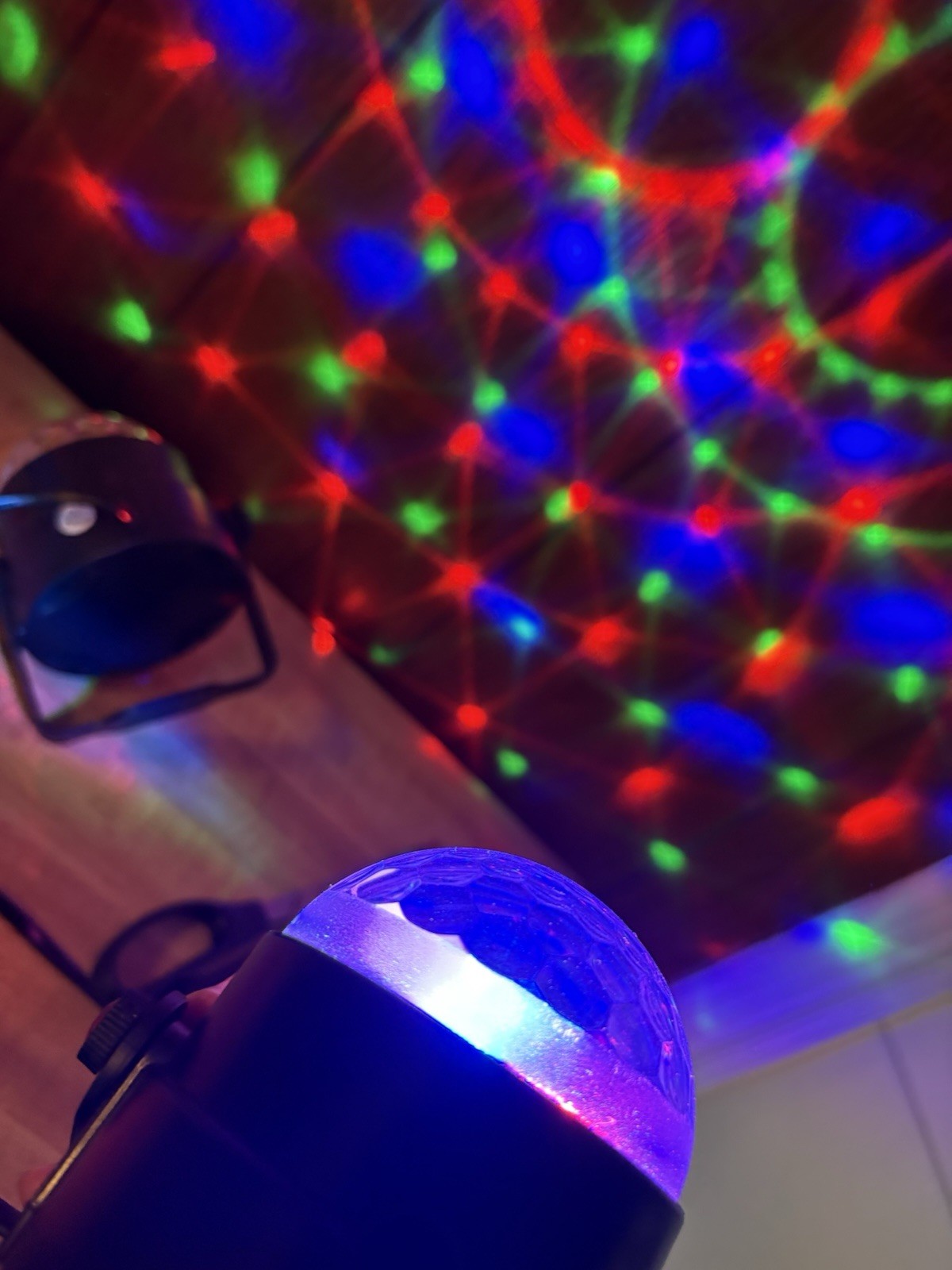 LED Effect Light 2-Pack with Remote Control, Multicolor Color Mixing