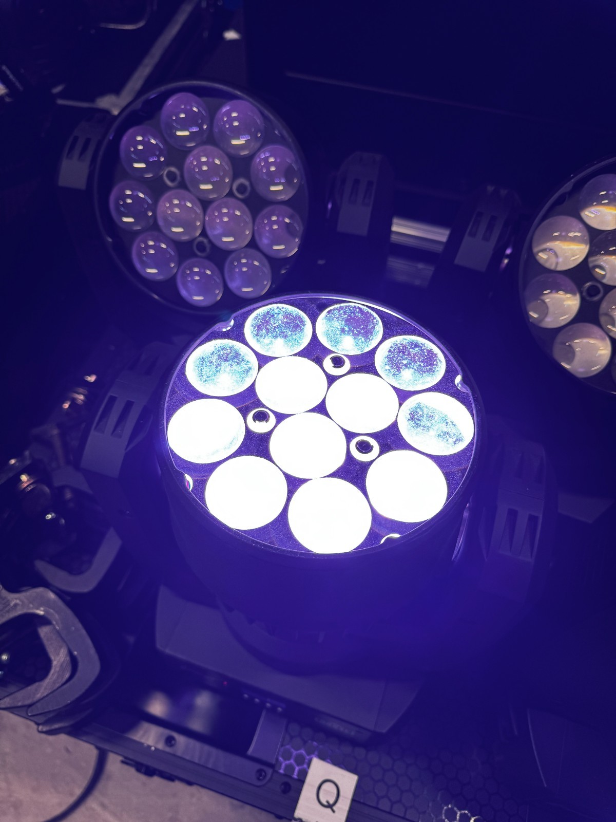 CHAUVET Legend 412z 12x10w Zoom 10-33 Degree LED DMX Wash Aura/R2 Type 8x Availa