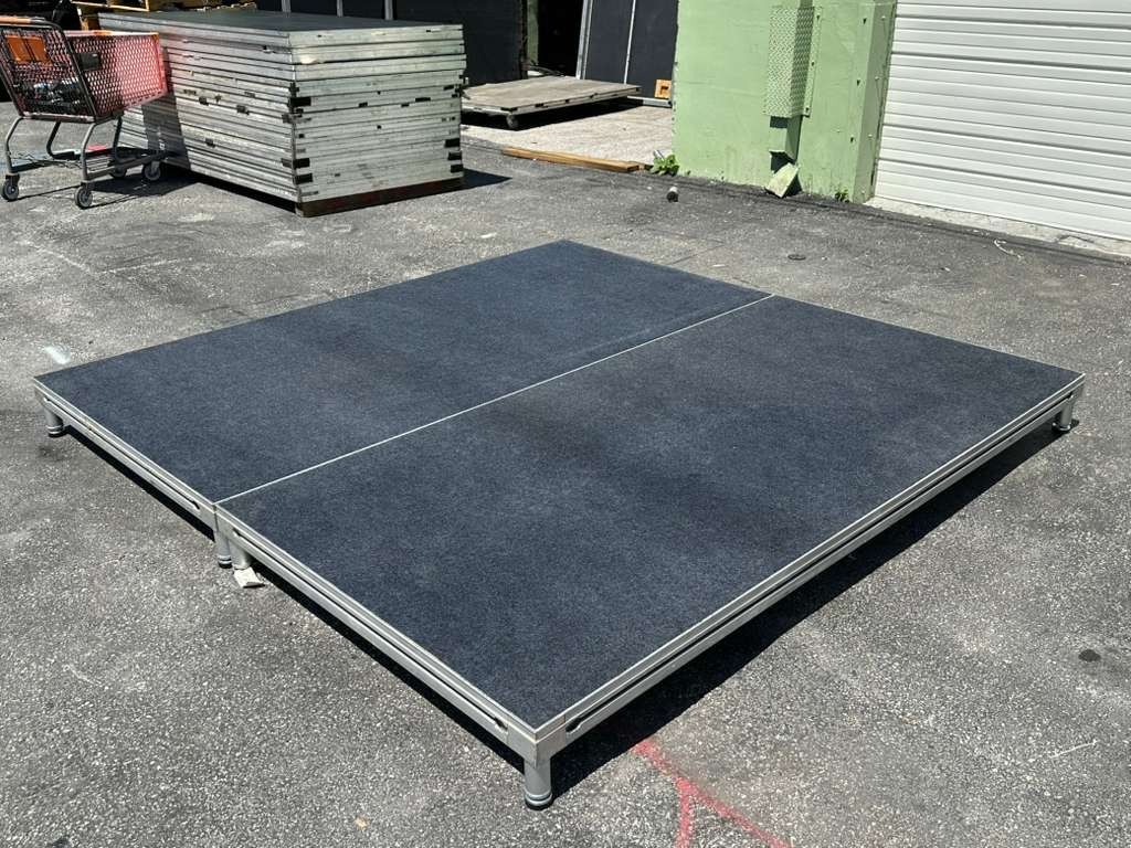 UNBRANDED 4X8FT CARPET STAGE DECK #2114 (FOR ONE ONLY)THS