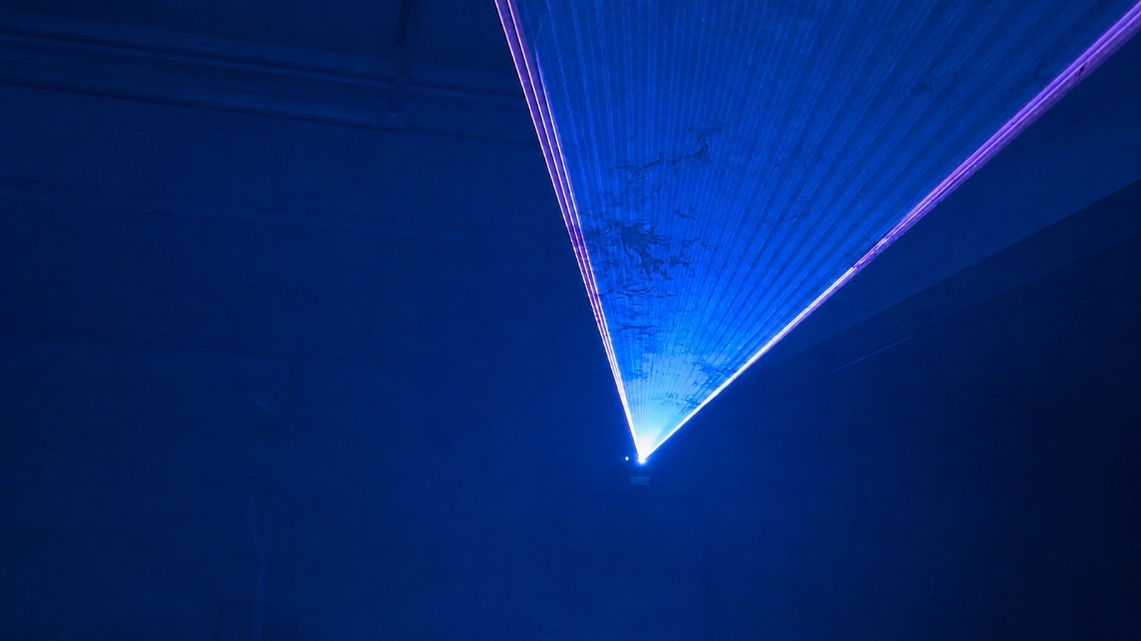 ILDA DMX Laser Show Vivid 6W RGB Pangolin FB4 Planetarium Graphics Animation 40K