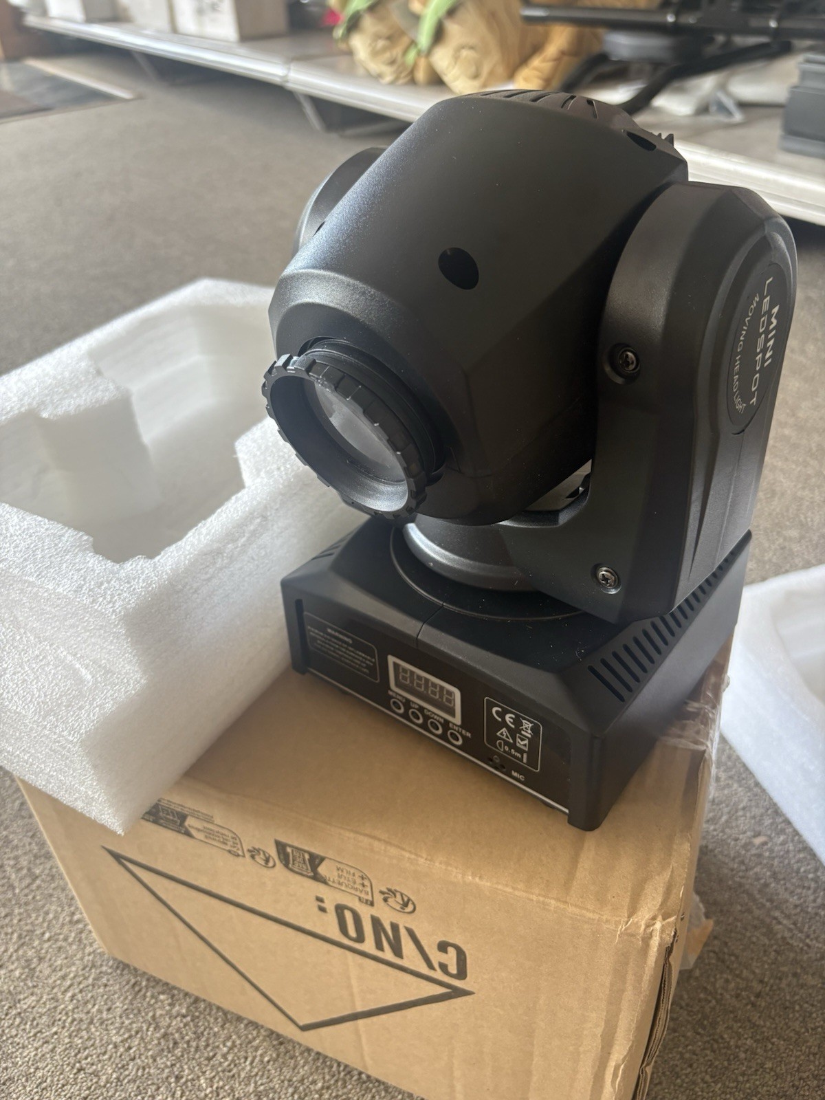 UKING ZQ02001 MINI LED SPOT LIGHT MOVING HEAD STAGE LIGHTING 8 COLOR OPTIONS