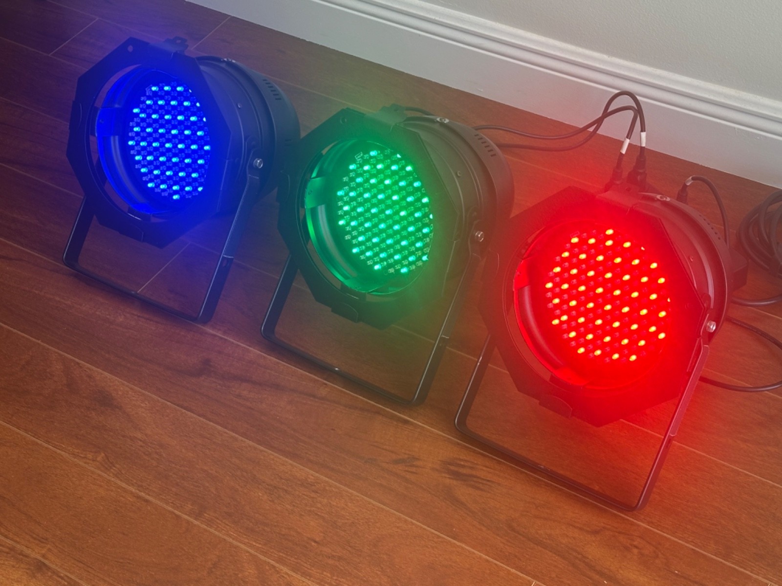 Venue Par 64 LED Can Stage Spotlight -auto mode, sound active, dmx & RGB