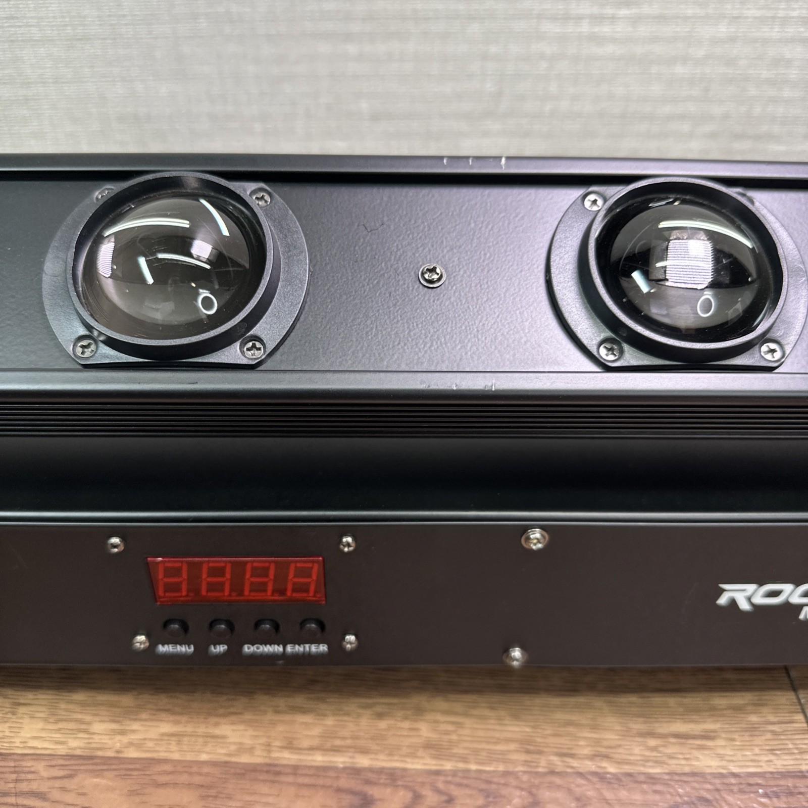 Rockville MOTIONSTRIP Motorized Moving Head Color Strip Wash/Beam Light Bar