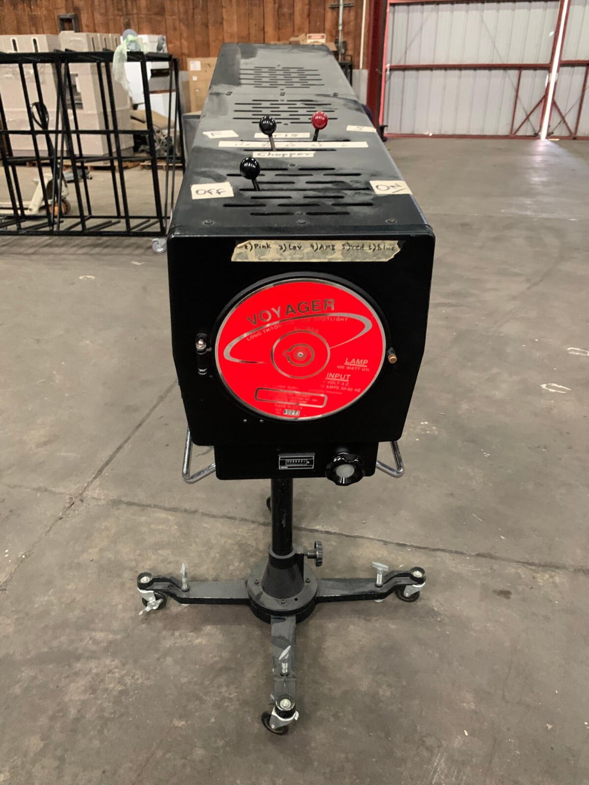 Altman Voyager HTI 400W Long Throw Follow Spot with Stand (220-240V) w/ stand