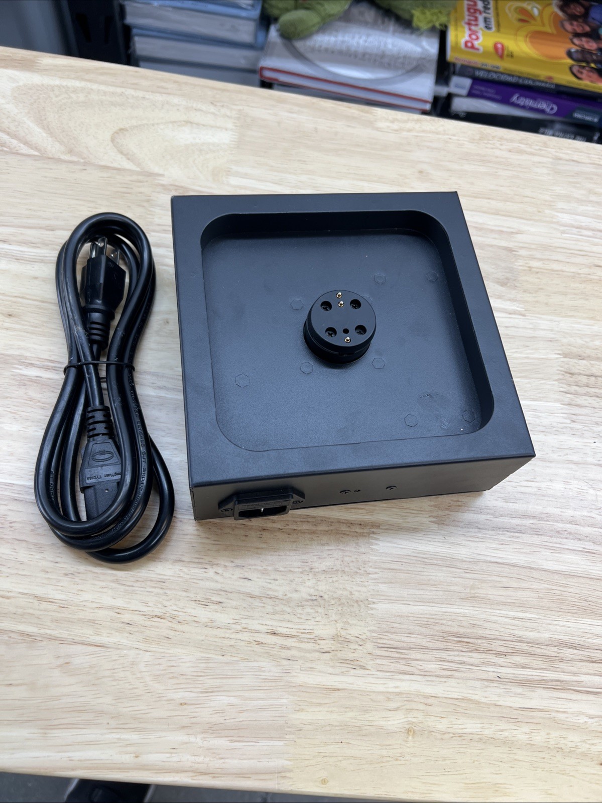 Wellfit SINGLE CHARGING BASE PTJ1020100210