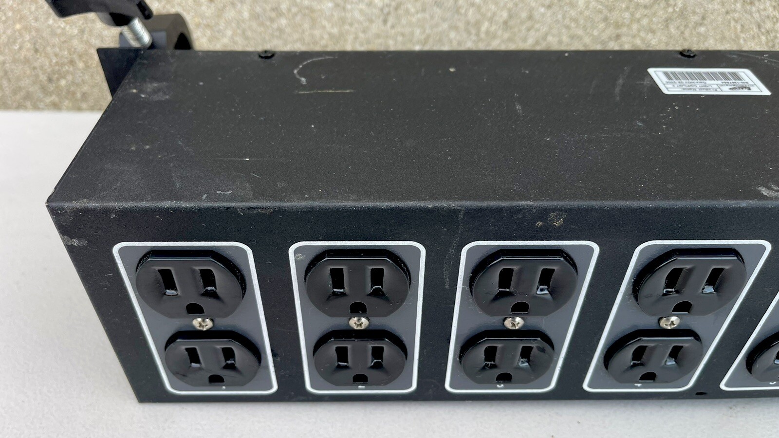 Elation Light Copilot II LC-8SP 16 Outlet Hub 10A/CH, 15A -W/Brackets
