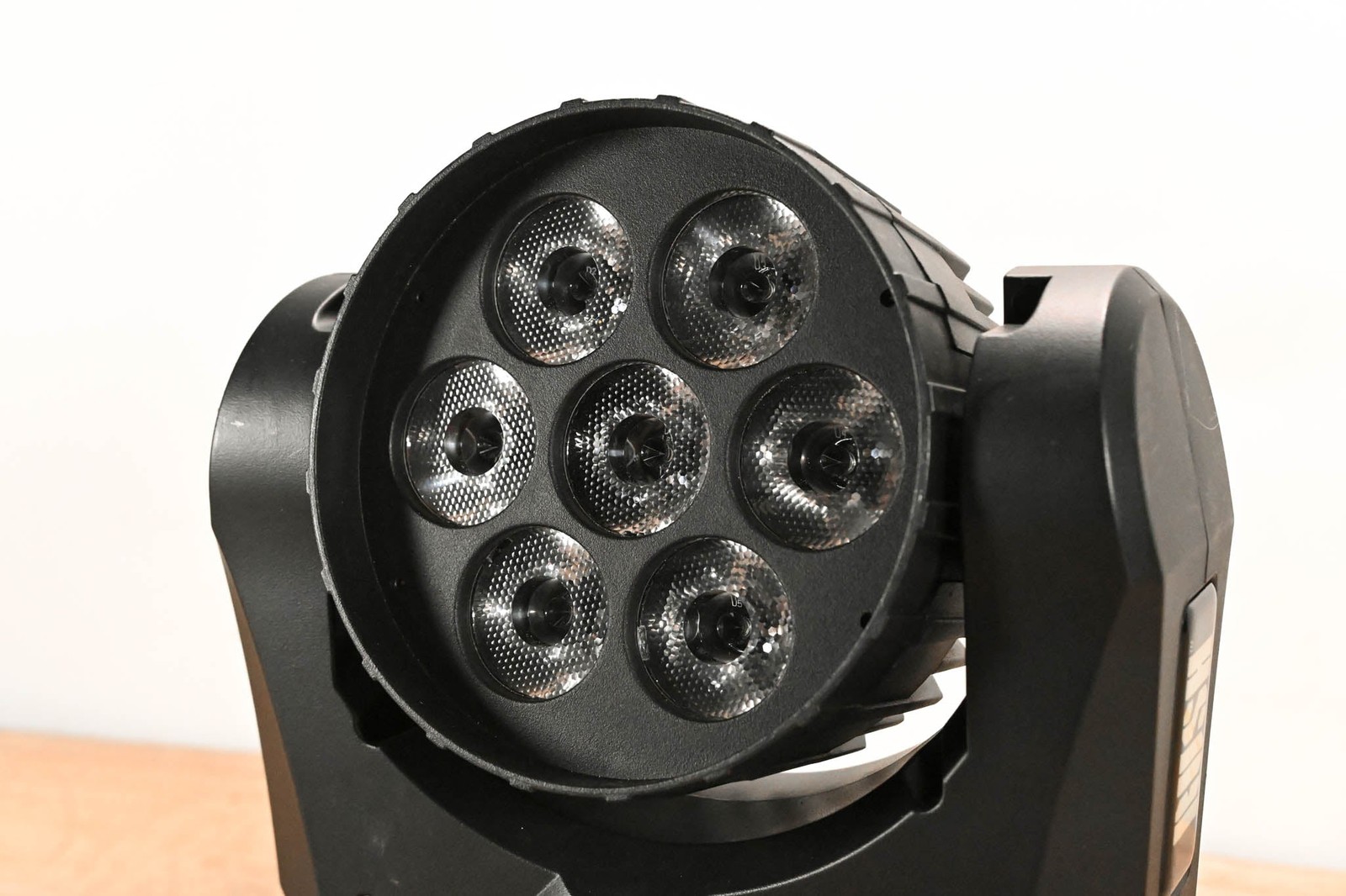 Martin Lighting RUSH MH 2 Wash LED Wash Moving Head Fixture CG01V4N