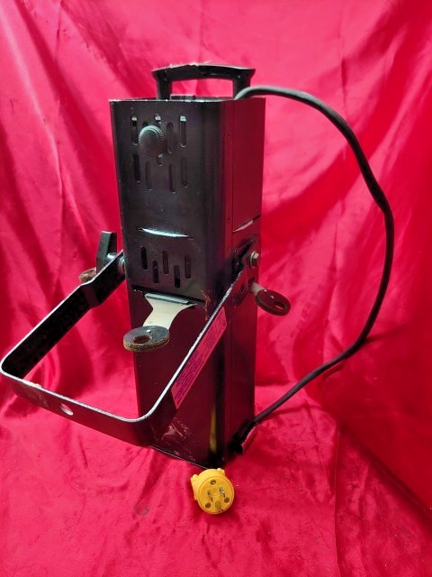 Times Square Q325 MC- GOBO Projector – Stage Light – Q3 series E-35087