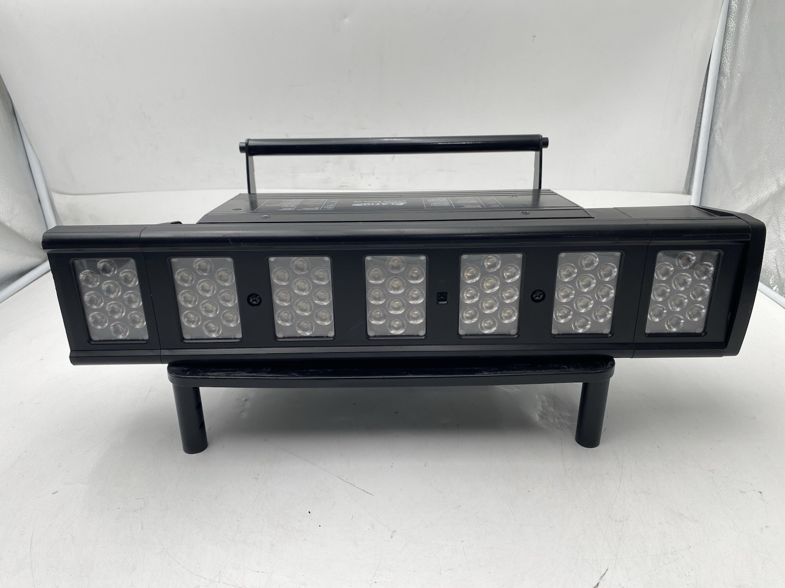 Elation Design Brick 70 LED Fixture