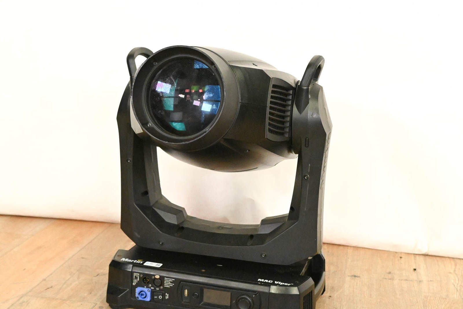 Martin MAC Viper Profile High Output Discharge-Based Moving Light CG01S3K