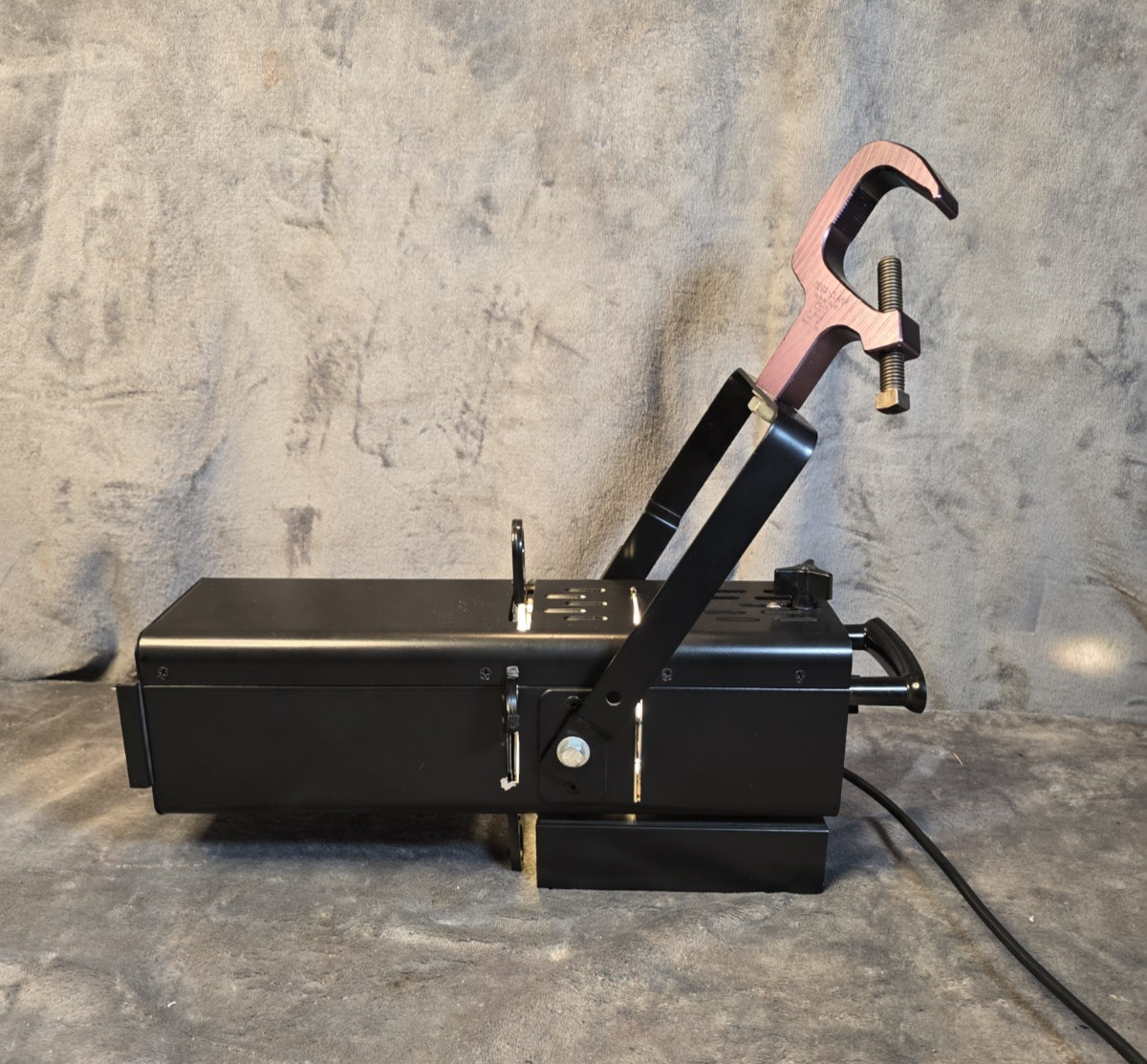 Vintage Times Square Lighting TEK67 Ellipsoidal Stage Spotlight Shutters Tested