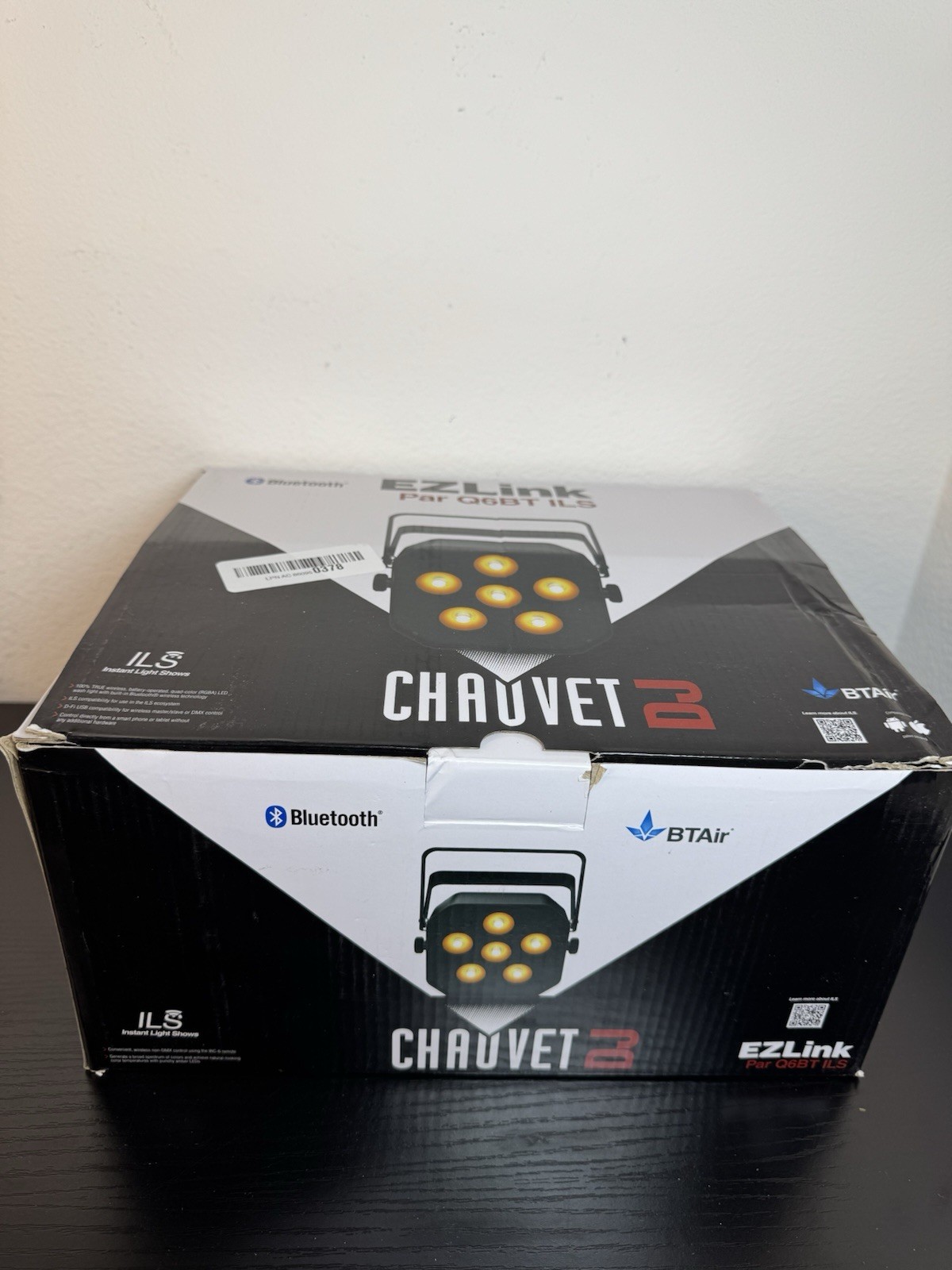 CHAUVET DJ EZlink Par Q6BT ILS Quad-Color RGBA Wireless Wash Par Light