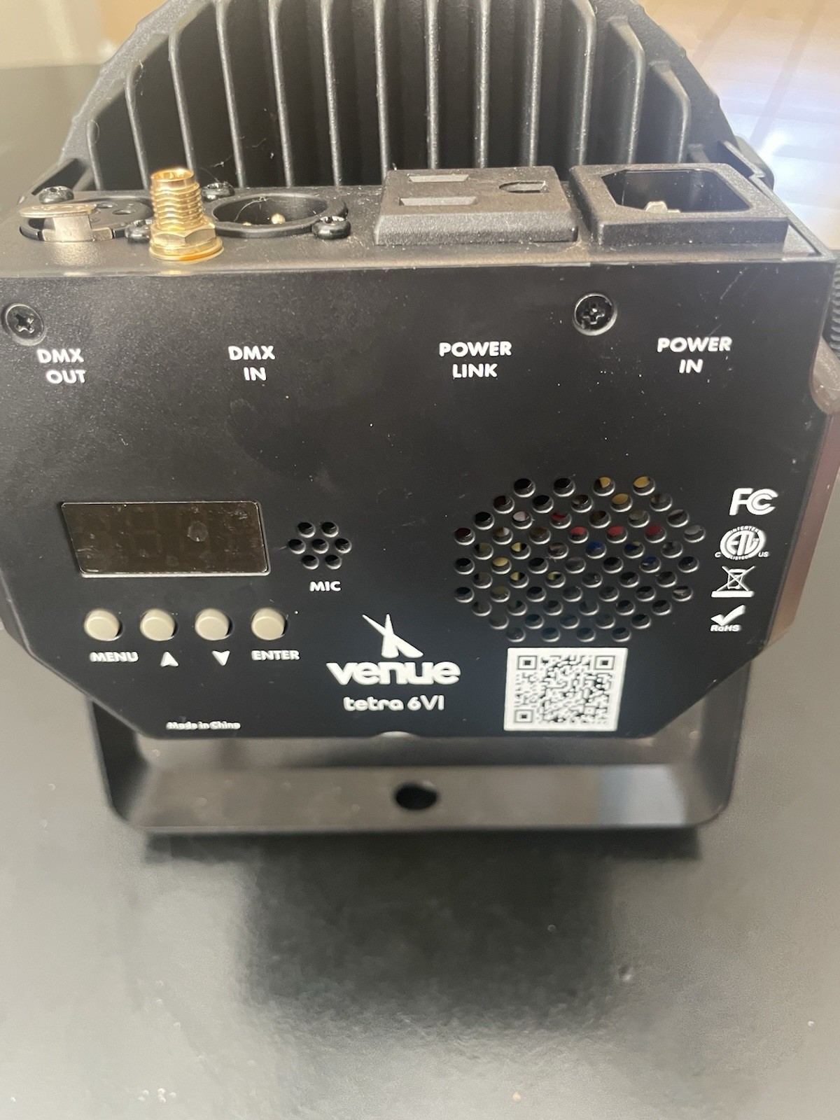 Venue Tentra 6 RGBA LED Wash Light. Practically New!!! With Power Cord!!