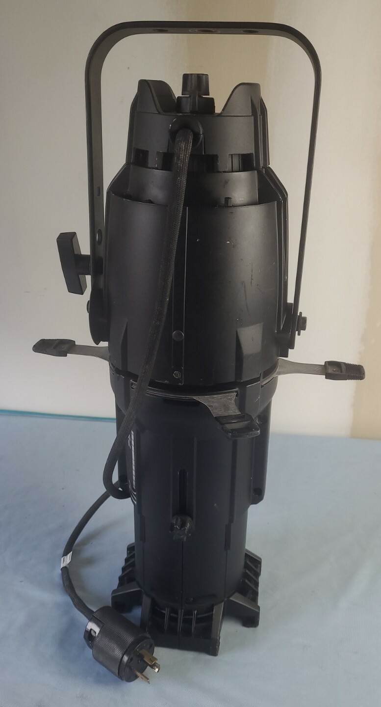 ETC Source Four 26 Degree Stage Lighting with 575 watt bulb & safety cable