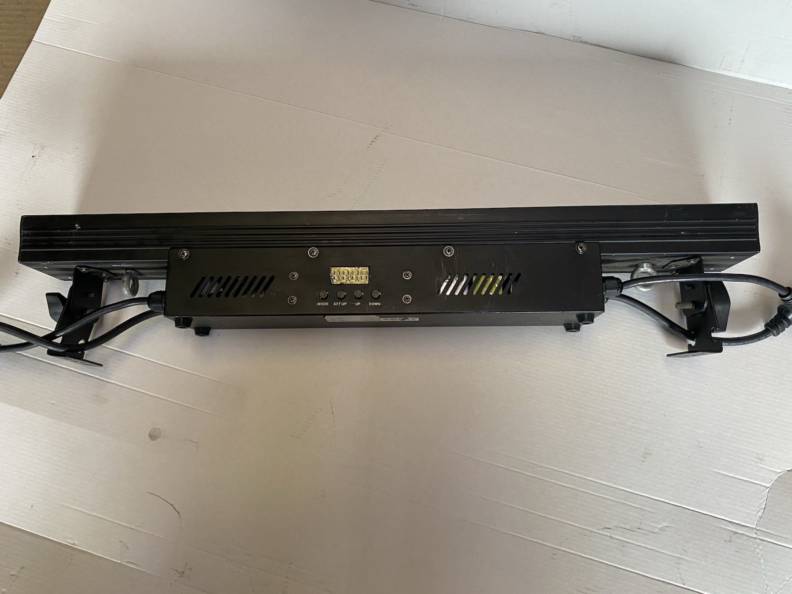 American DJ MEGA TRI 60 LED Light Bar 9-Light Multicolor Wash w/ Bracket