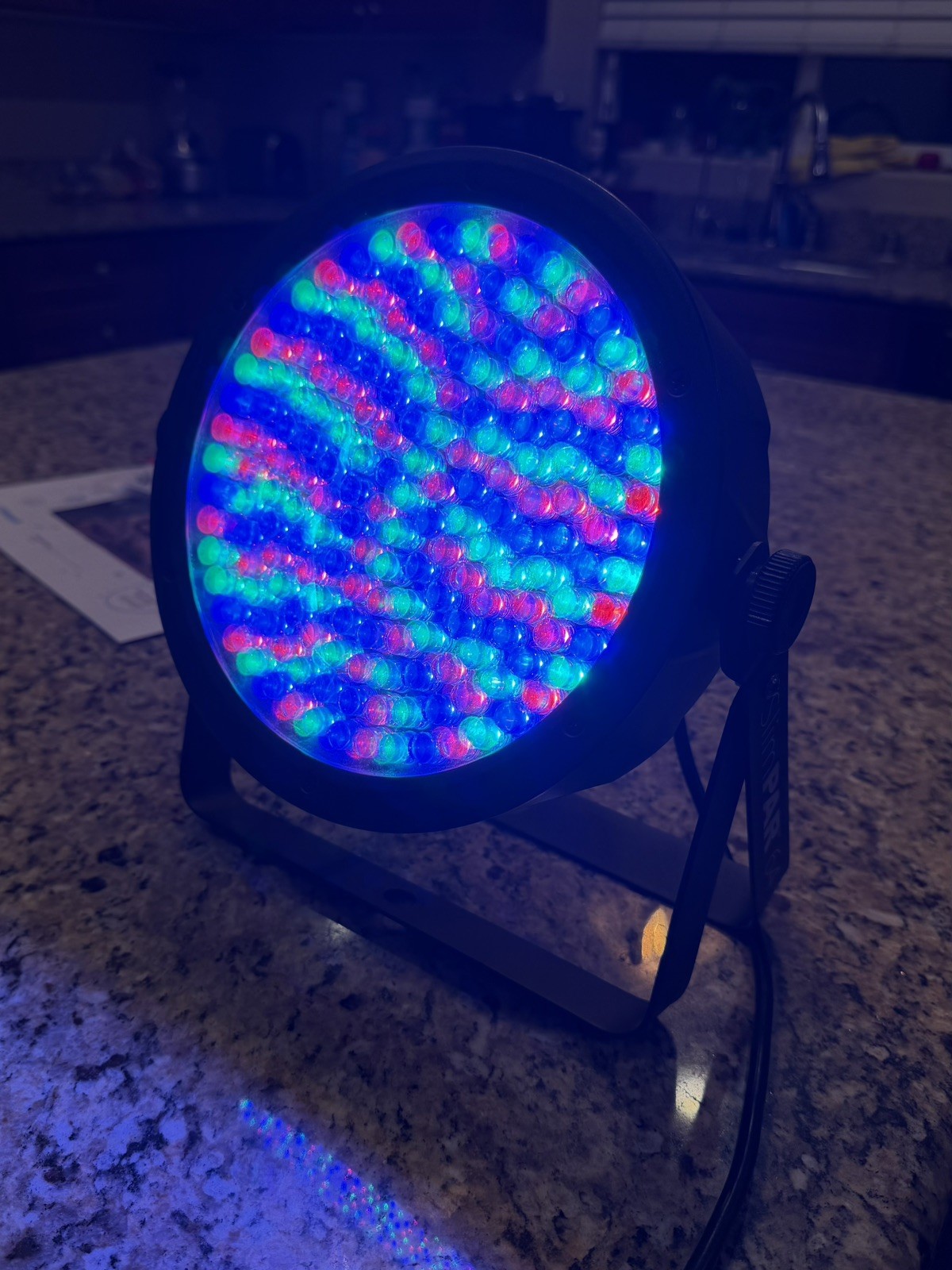 Chauvet DJ SlimPAR 64 RGBA Ils Quad-Color LED Par Wash Light