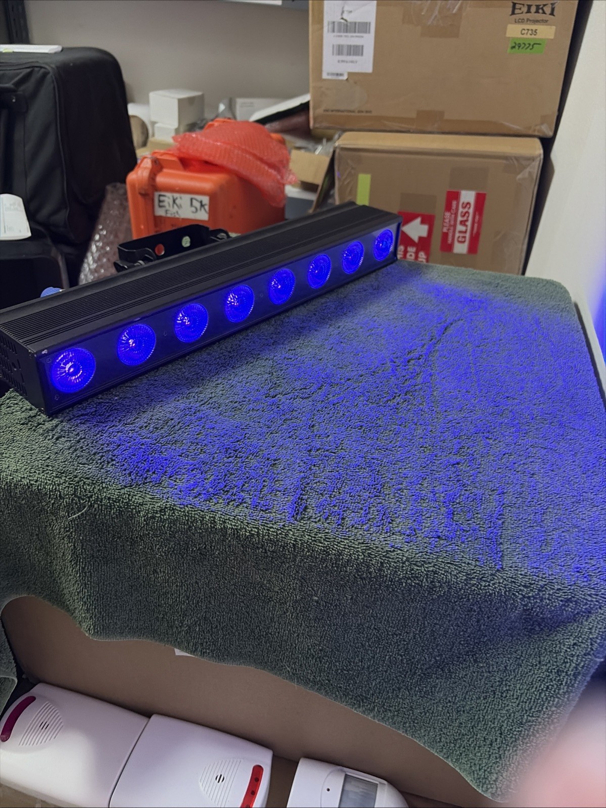 Chauvet Led RGB Professional Color Dash Batten Hex 8 With Power Cord