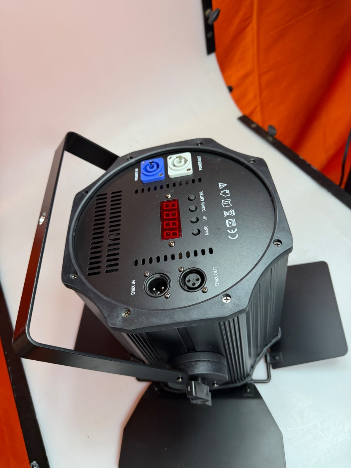 SHEHDS 250W RGBW LED Fresnel Spotlight with Barn Doors