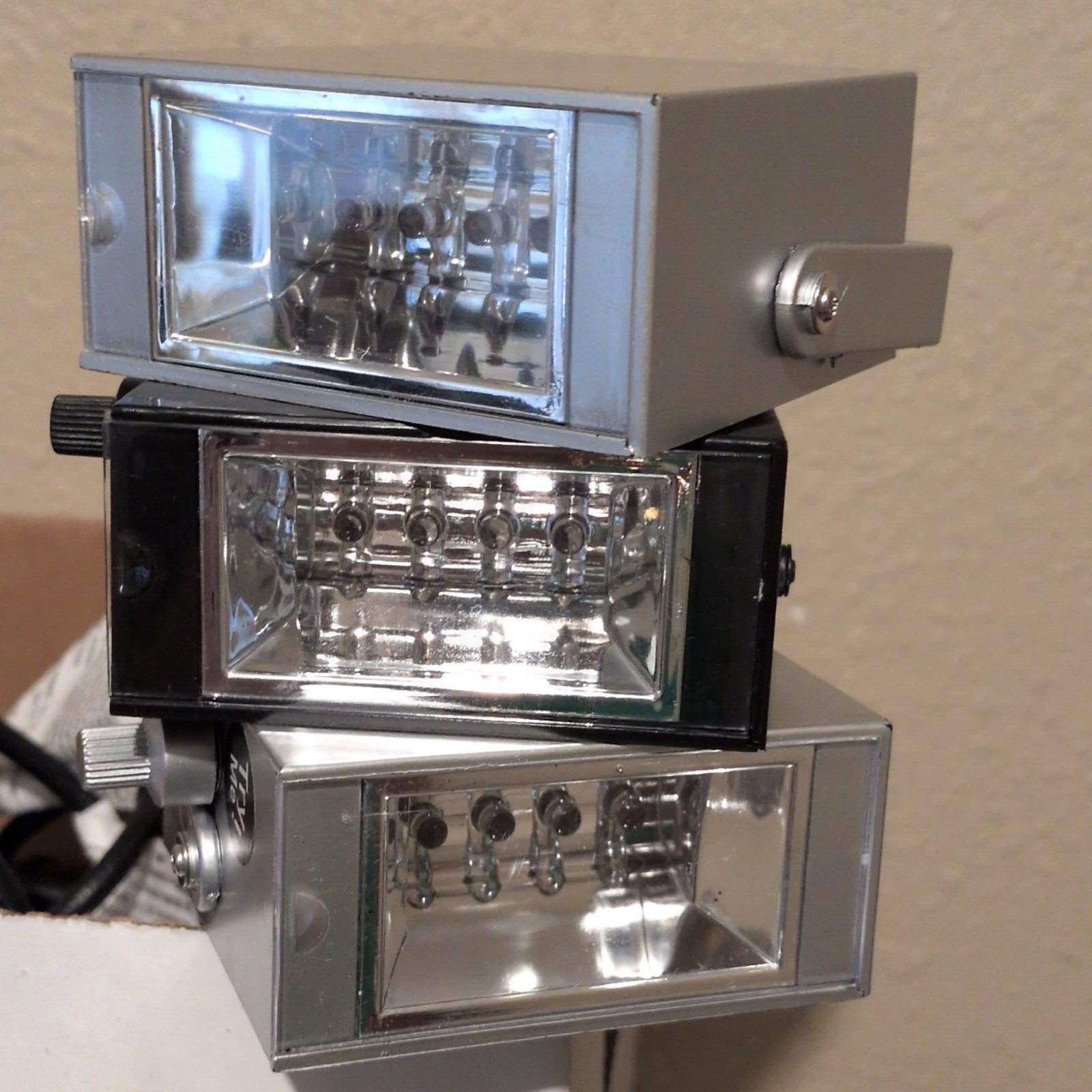 LED 3-Head Stage Effect Light Fixture, Rectangular Lamp, Single Unit