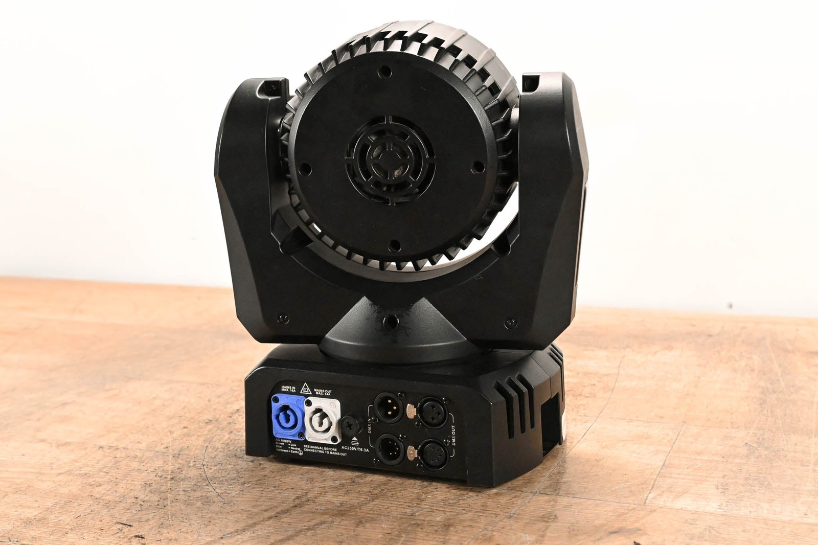Martin Lighting RUSH MH 2 Wash LED Wash Moving Head Fixture CG01V4H