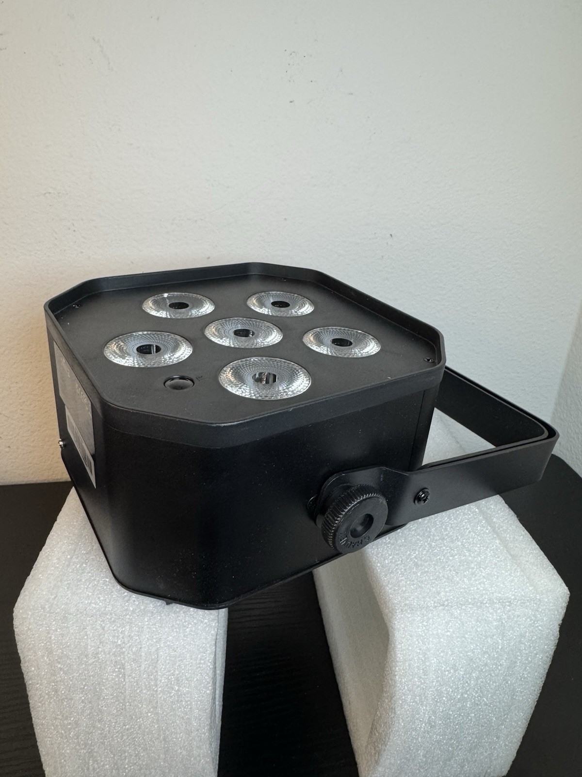 CHAUVET DJ EZlink Par Q6BT ILS Quad-Color RGBA Wireless Wash Par Light