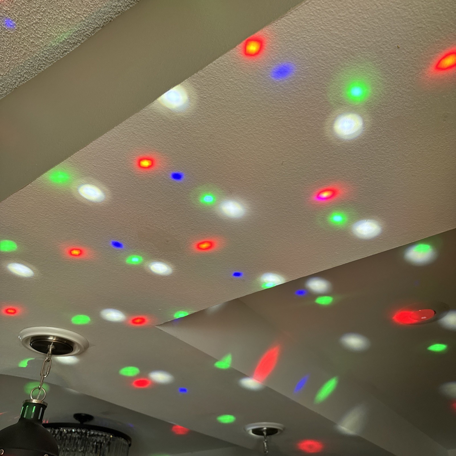 Blizzard Lighting Snowball 4x 3 Watt Red/Green/Blue/White LED DMX Effect Light