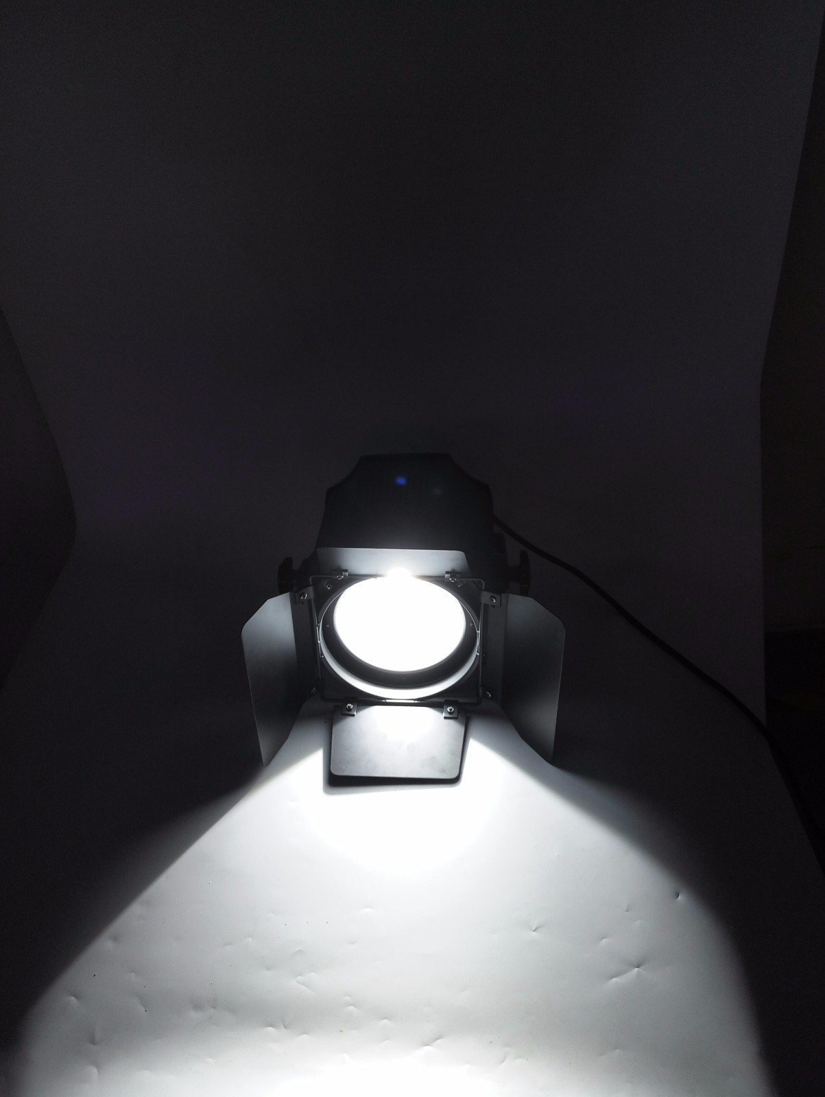 High Power 200w COB LED Par Light Stage DMX LED Par DJ Disco Light