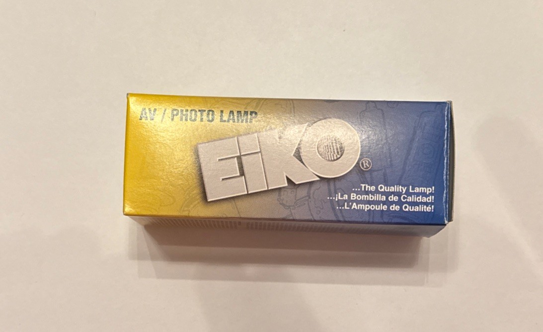 Eiko CZA / CZB Projector / Stage Lighting Bulb 120v 500W G17q 4-Pin Base NOS