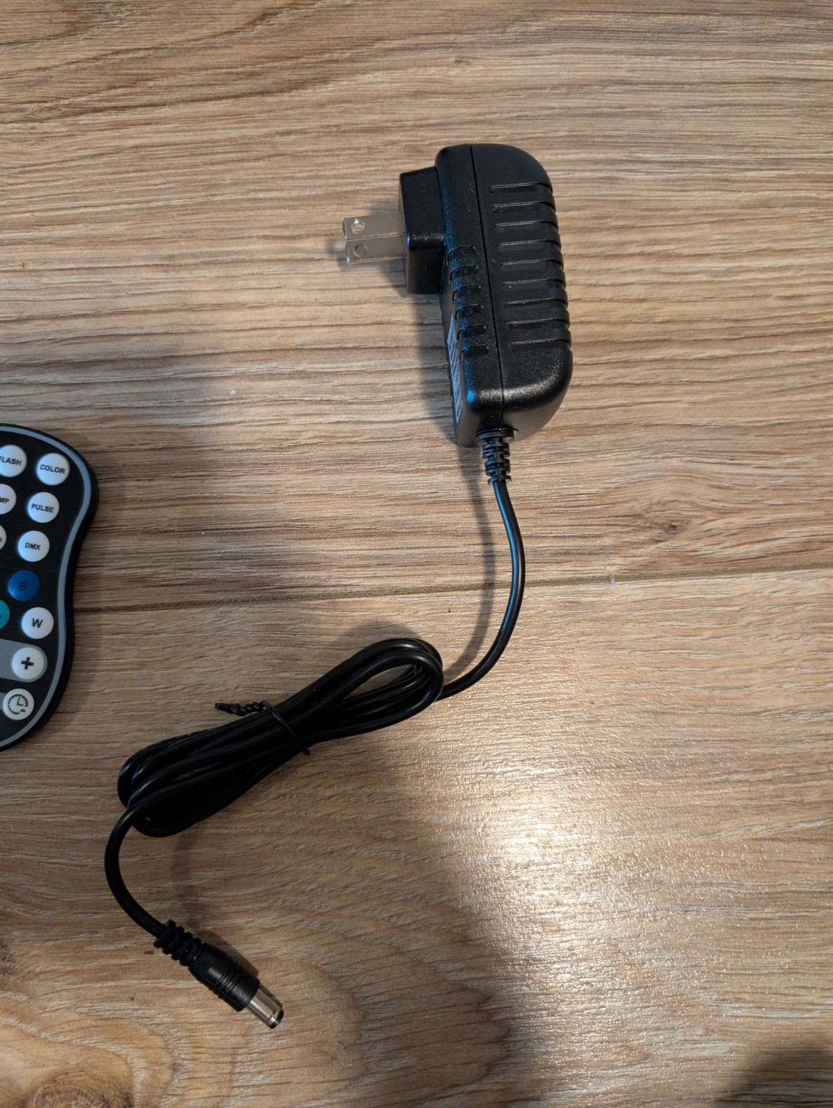 36 LED Stage Light DJ Par Light, Rechargable Battery, New, Open Box.