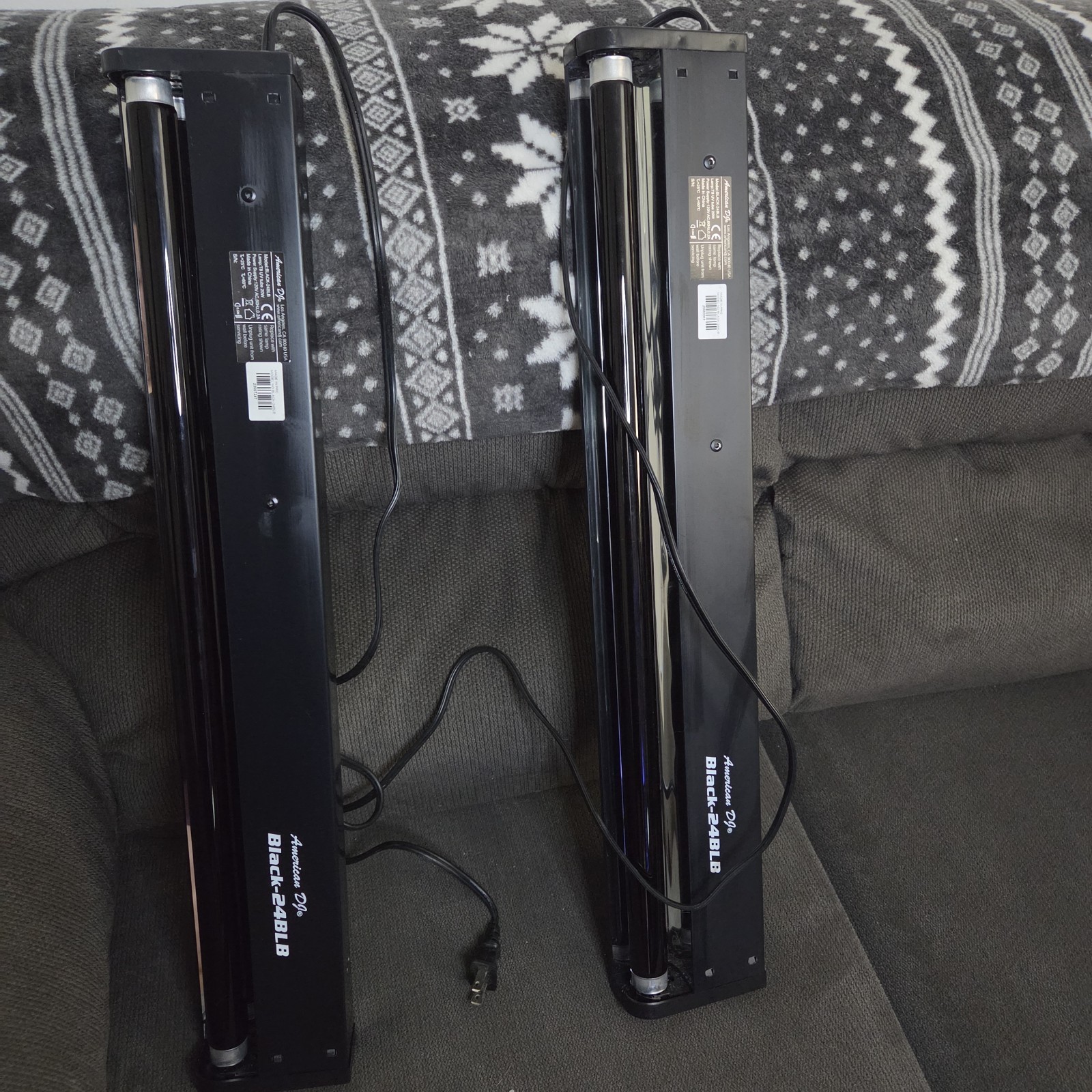 American DJ Black-24BLB 24-inch UV Fluorescent Black Light Tube and Fixture 2pk