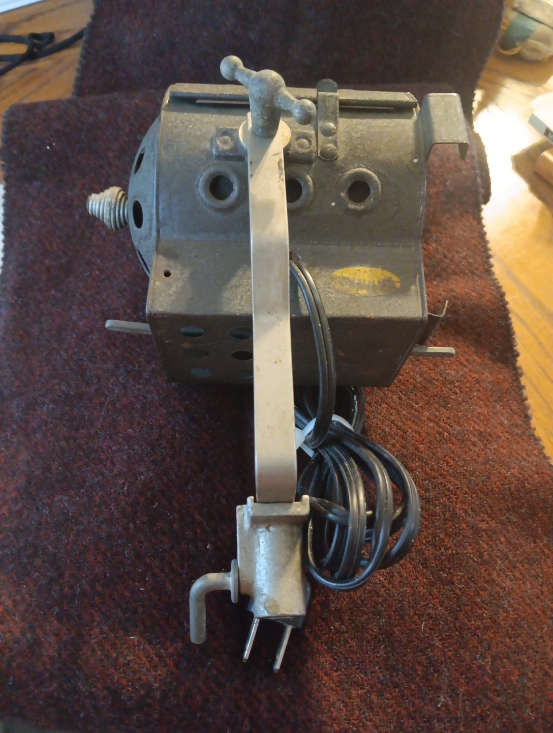 Vintage Mini Theater Lamp Adjustable Focus Working Condition 110w Circuitry