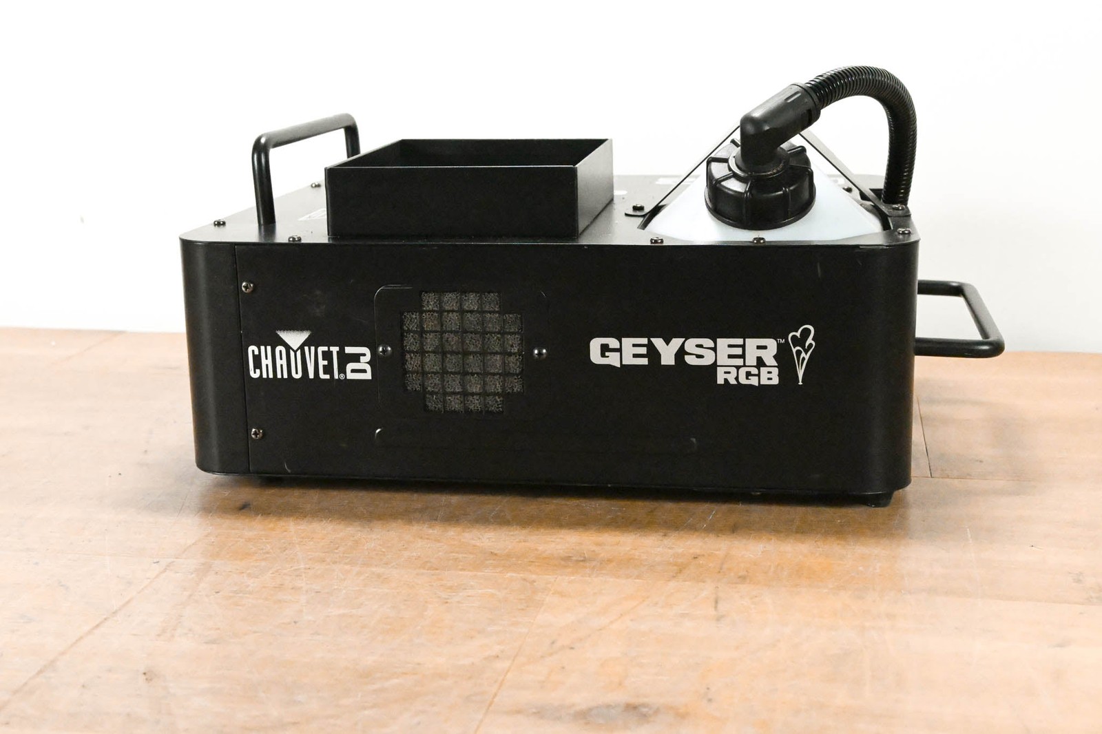 Chauvet Geyser RGB Ver 3 LED Lighting Effect and Fog Machine CG014C4