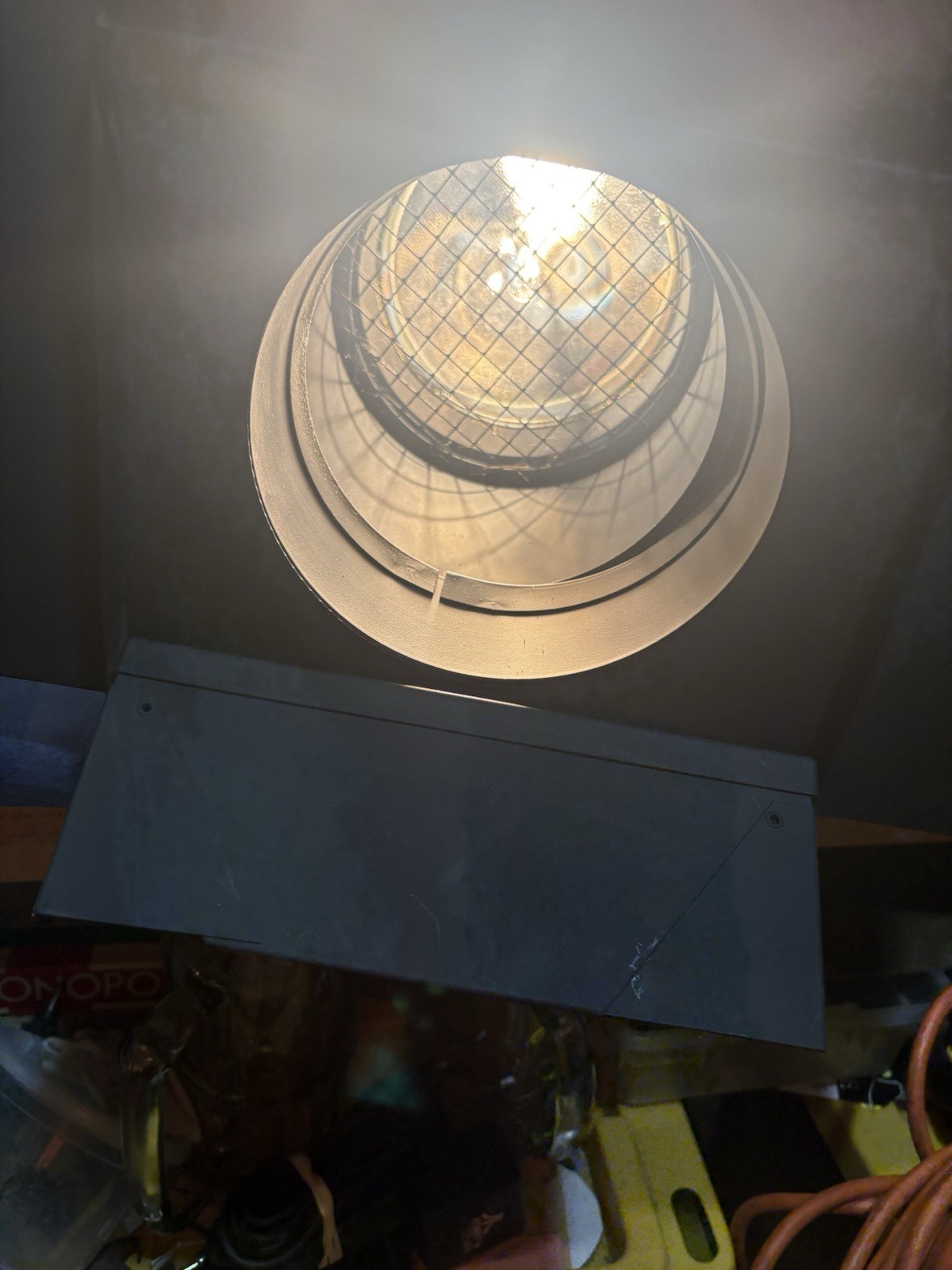 LE Theatre Studio STAGE LIGHT 500 Watt Model E83452 Cat 79 -02 PAR-56 Vintage