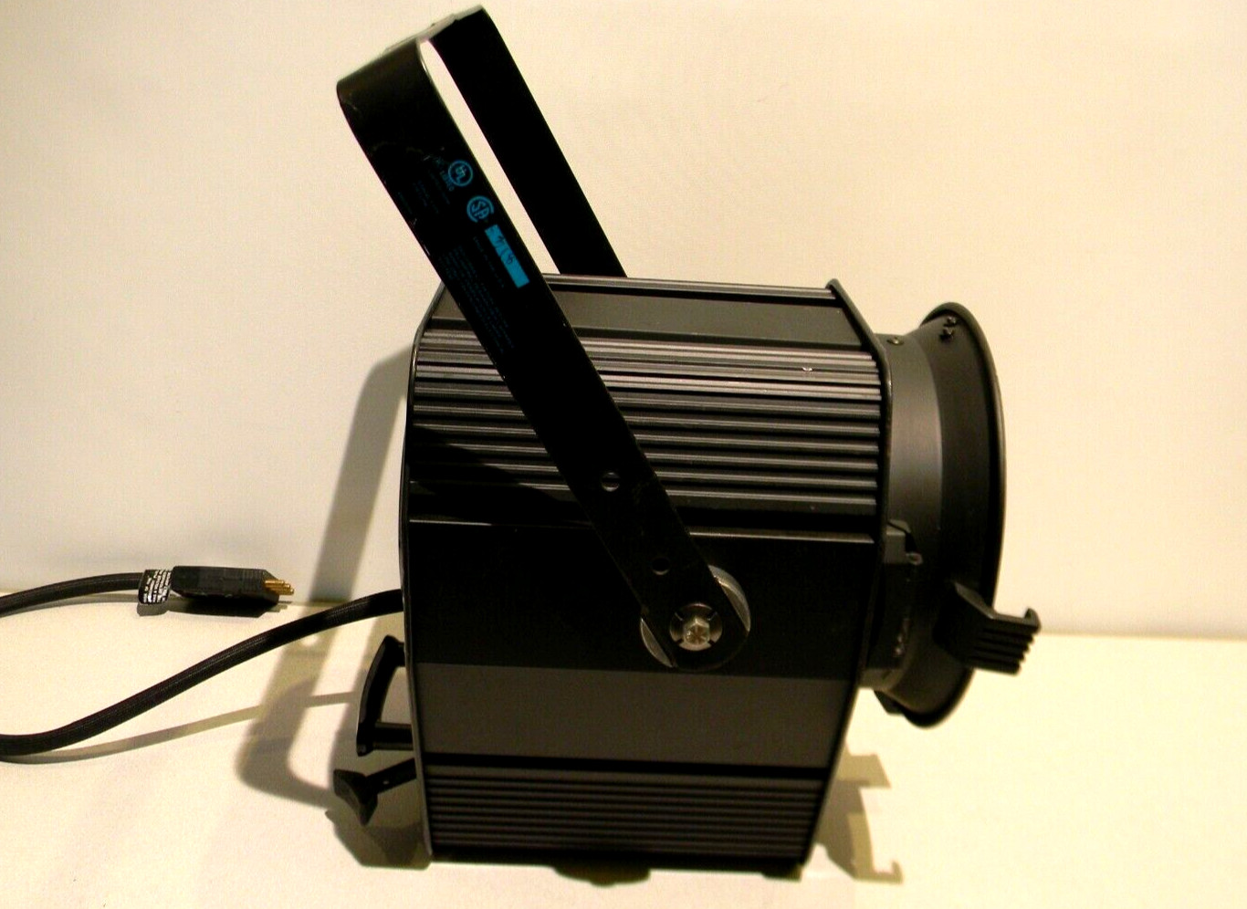 Strand 8″ Stage Light 12181 Strand 8″ Fresnel Light Fresnelite 2000W or 1K