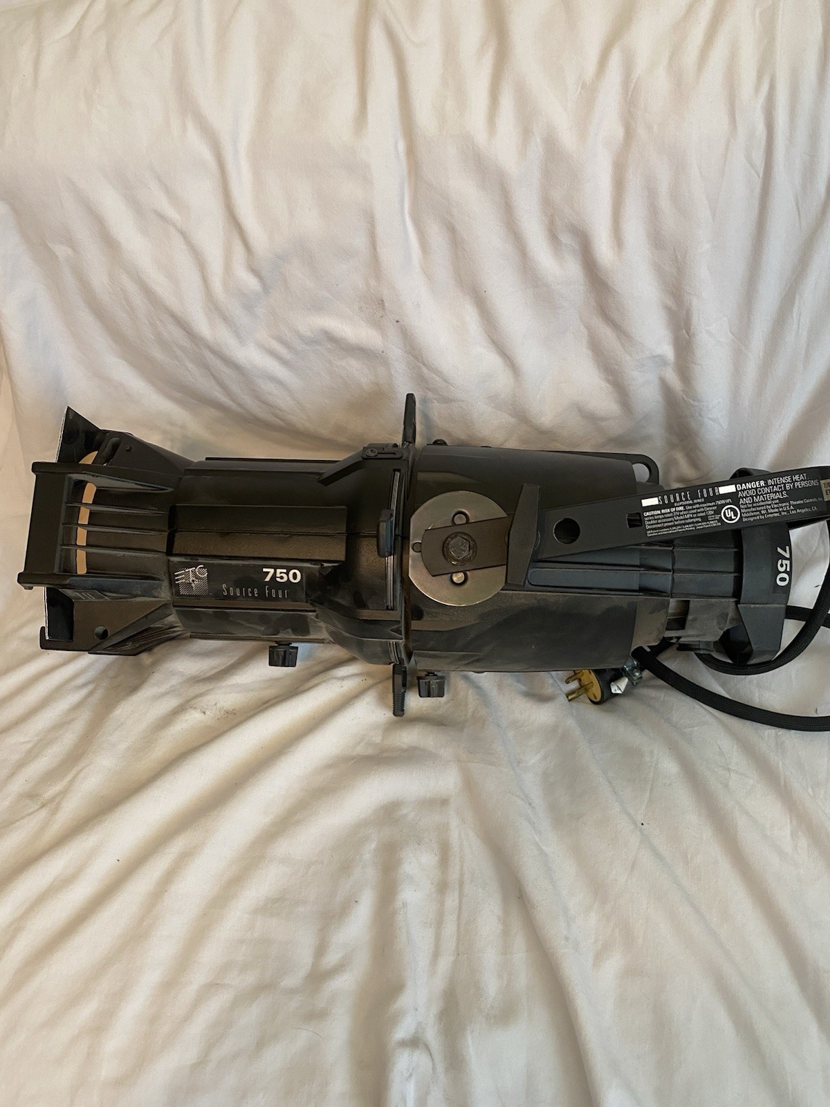 ETC Source Four 750 19 Degree Ellipsoidal Light Theatrical Stage Light