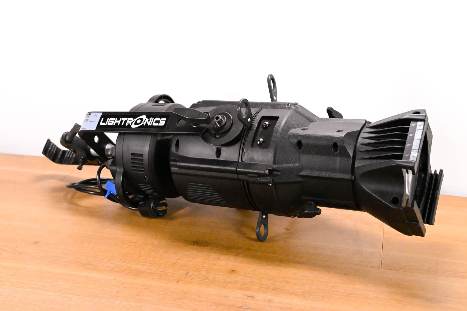 Lightronics FXLE1232 LED Profile Spot 19° LED Ellipsoidal Spotlight CG01XR1
