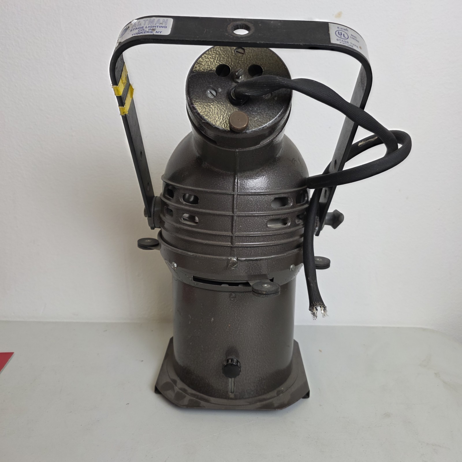 Altman E-31501 Vintage Theater Stage Light Spotlight- Cut Power Cord 120v 500W