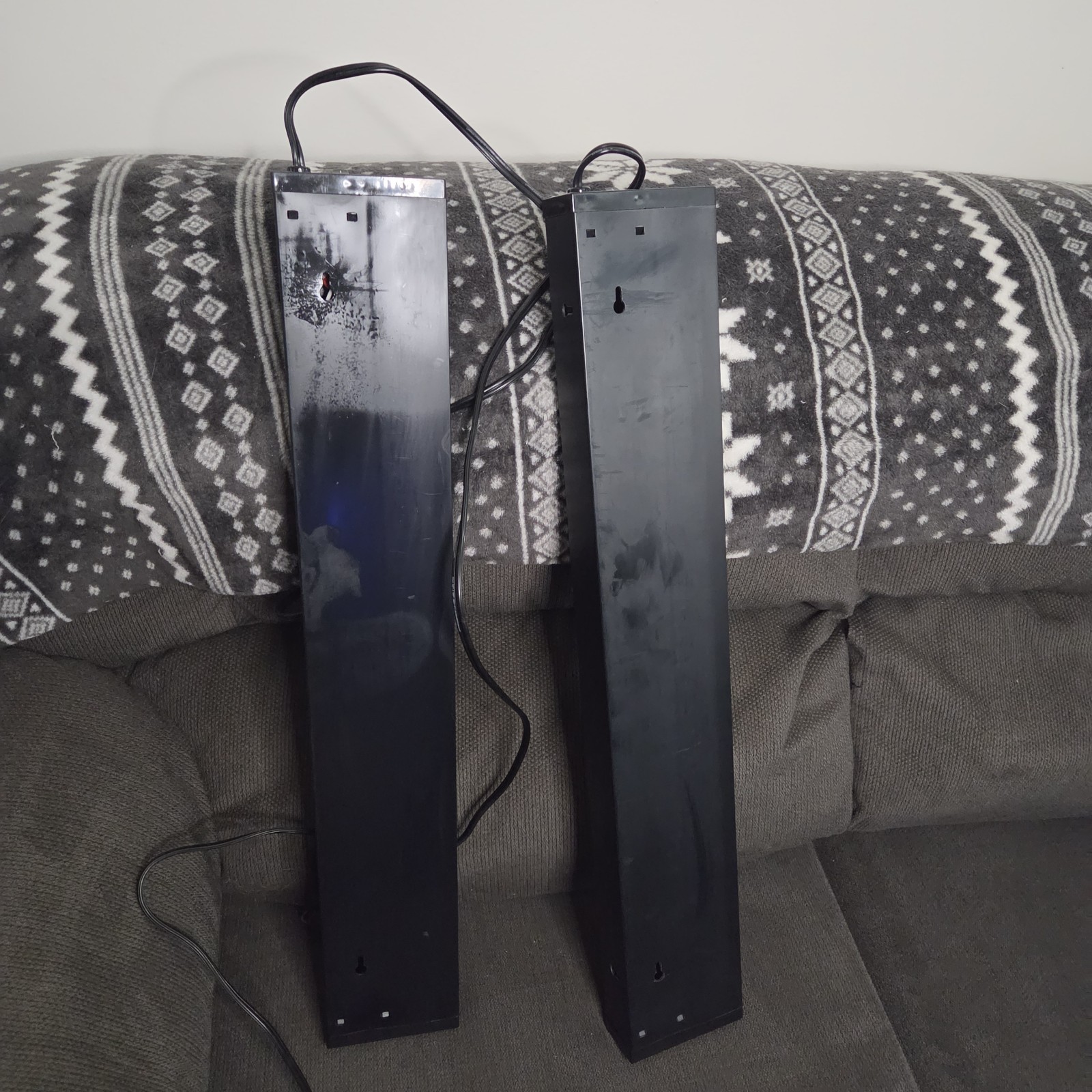 American DJ Black-24BLB 24-inch UV Fluorescent Black Light Tube and Fixture 2pk