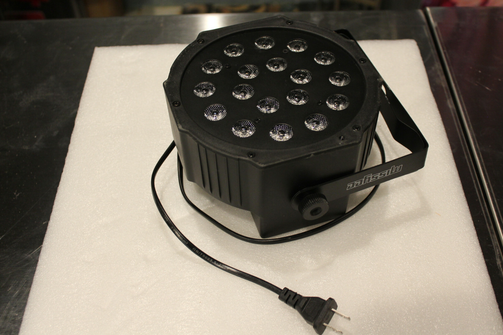 Stage RGB Par LED Light 18 1-Watt LED With Built In cooling Fan