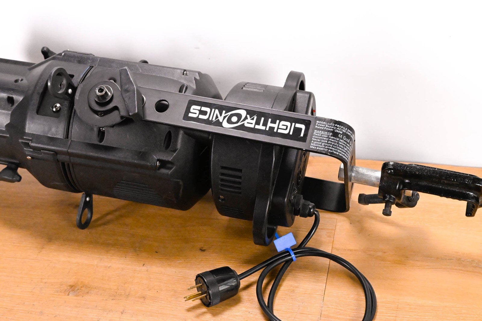 Lightronics FXLE1232 LED Profile Spot 19° LED Ellipsoidal Spotlight CG01XR1